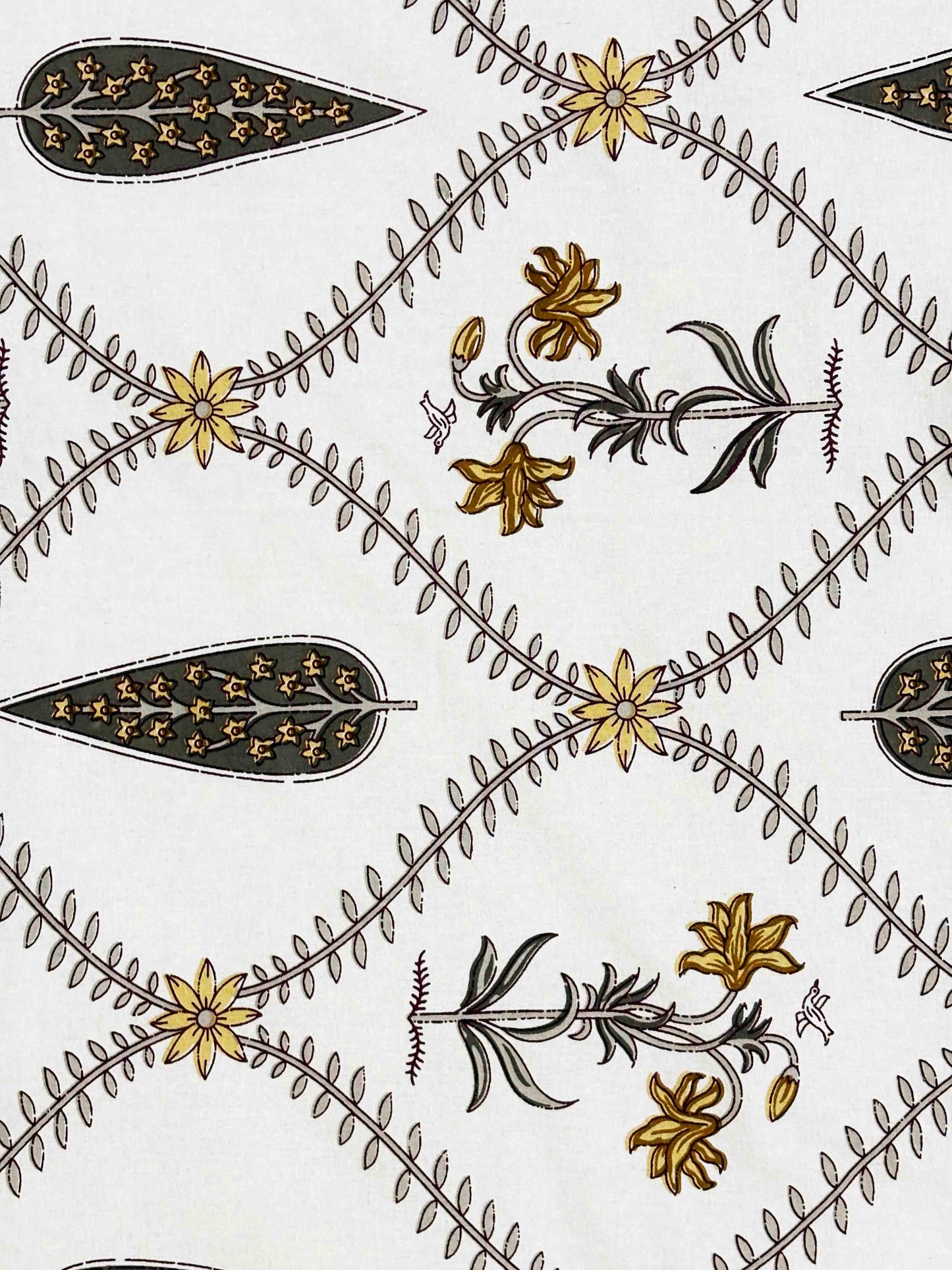 INDICASA Wild Whispered Flowers and Buti Motifs Hand Block Printed Super King Bedsheet with 2 pillow covers