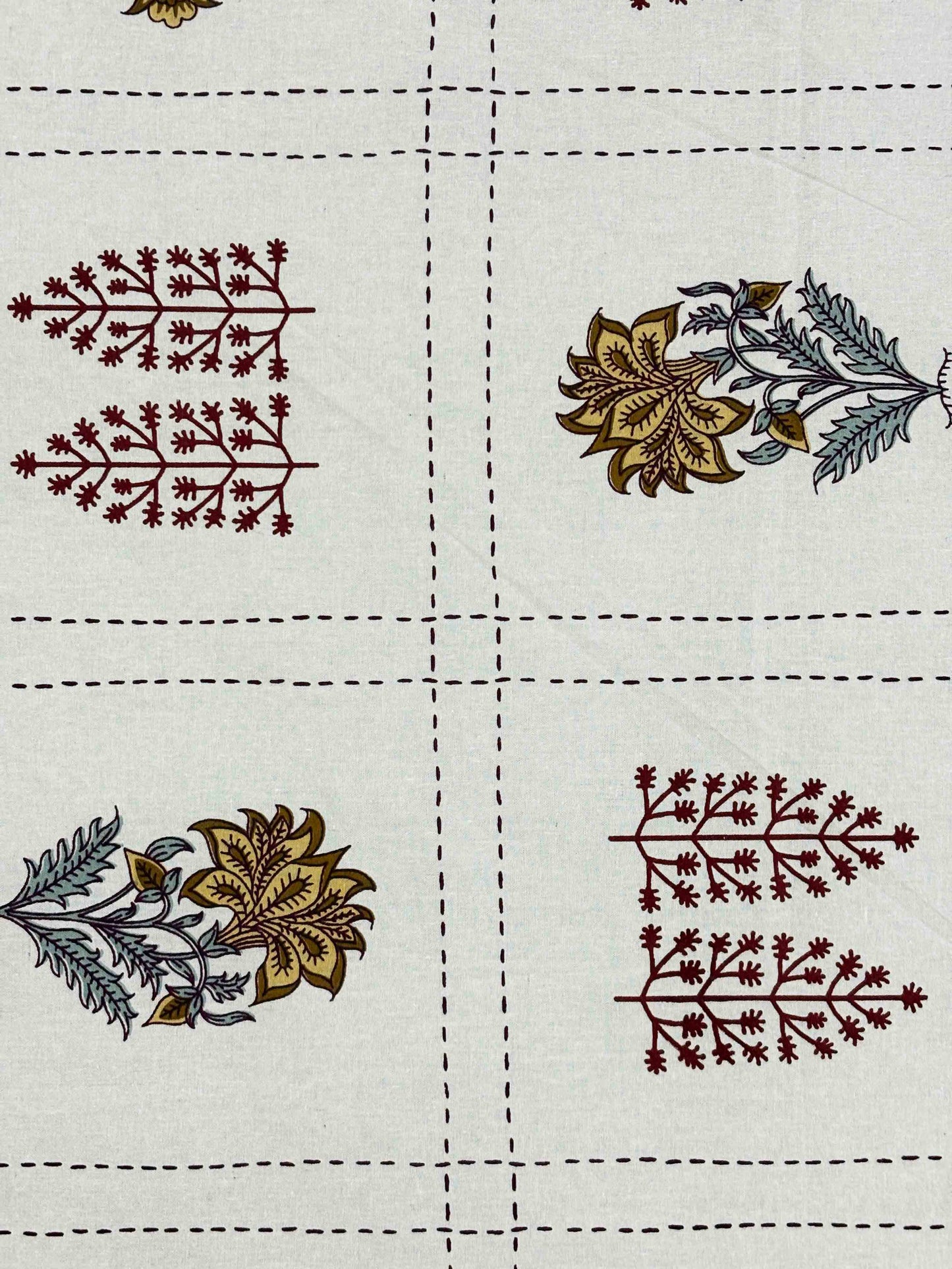 INDICASA Multicolor Sanganeri Hand Block Printed Super King Bedsheet with 2 pillow covers
