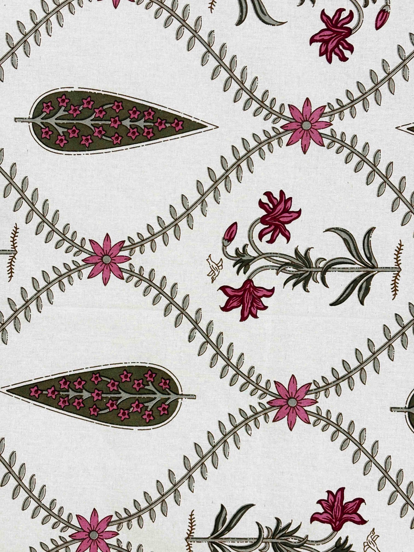 INDICASA Wild Whispered Flowers and Buti Motifs Hand Block Printed Super King Bedsheet with 2 pillow covers