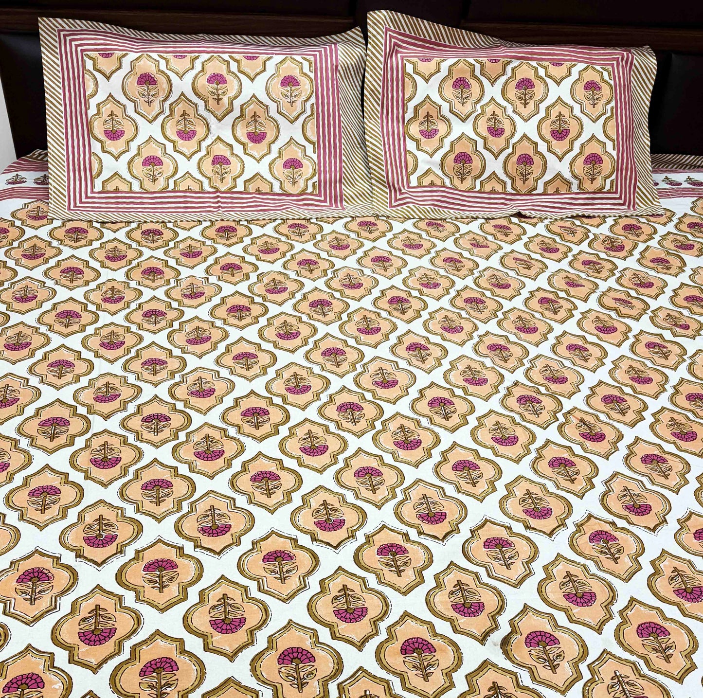 INDICASA Festive Radiance Hand Block Printed Super King Bedsheet with 2 pillow covers